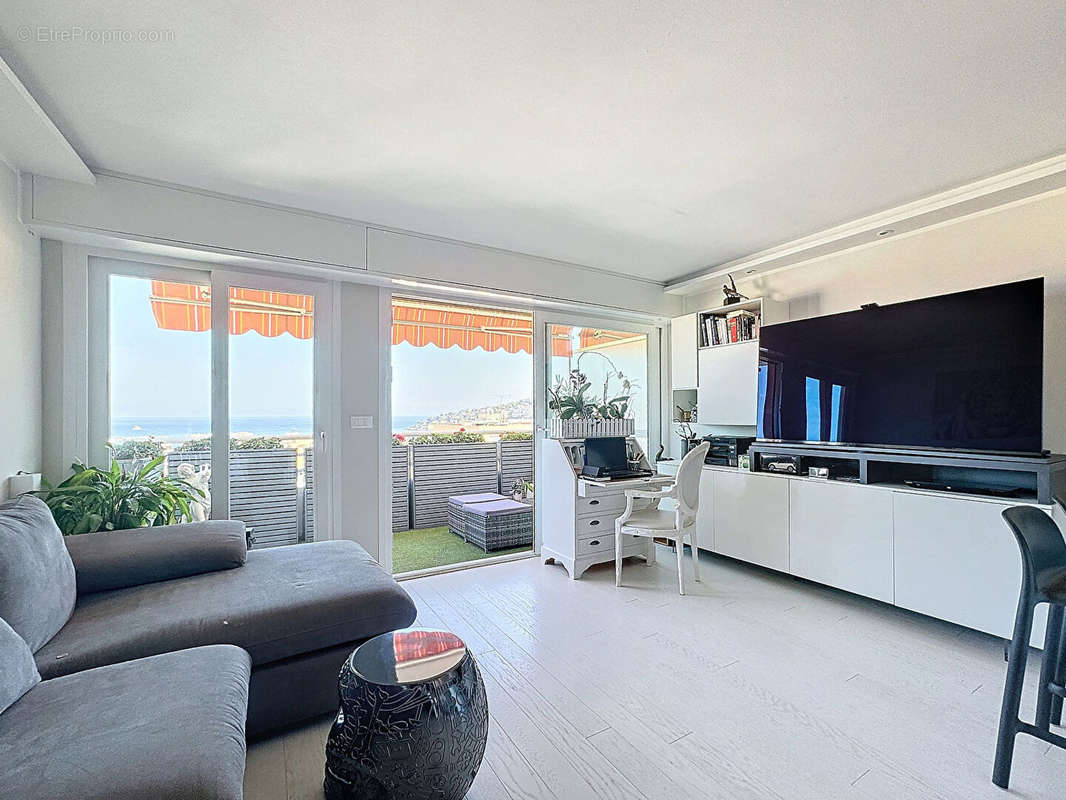 Appartement à ROQUEBRUNE-CAP-MARTIN