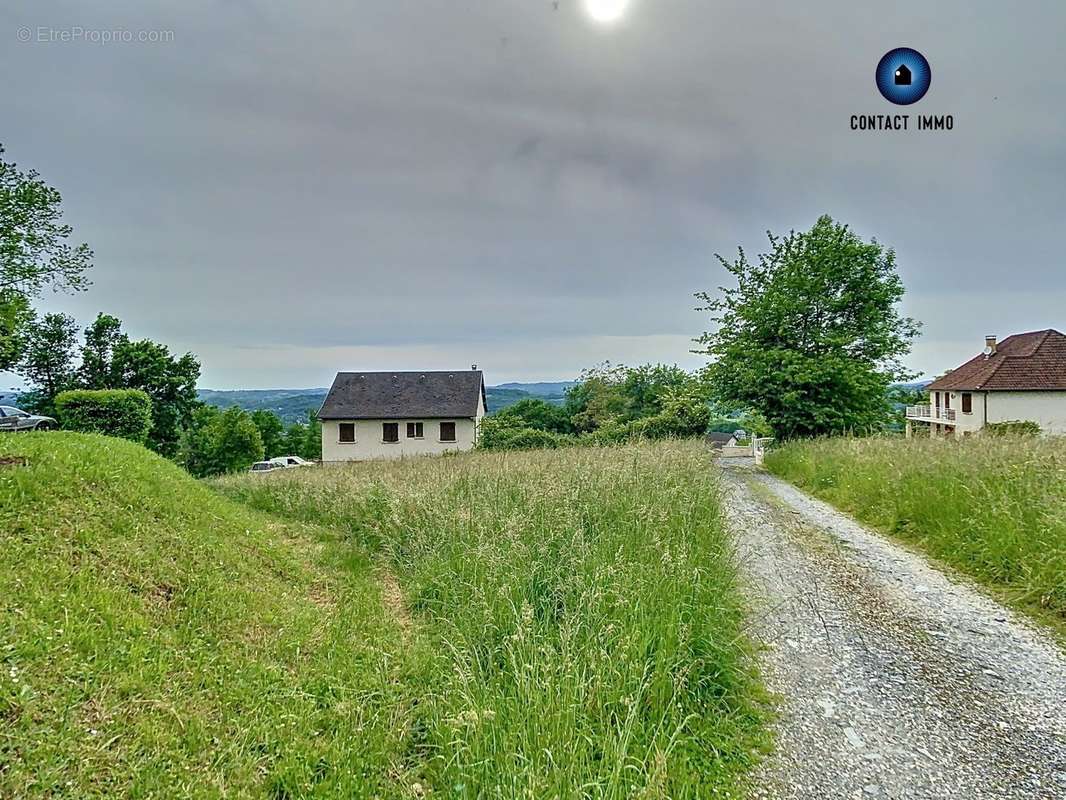 Terrain à ALLASSAC