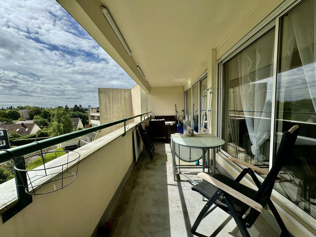 Appartement à SURVILLIERS