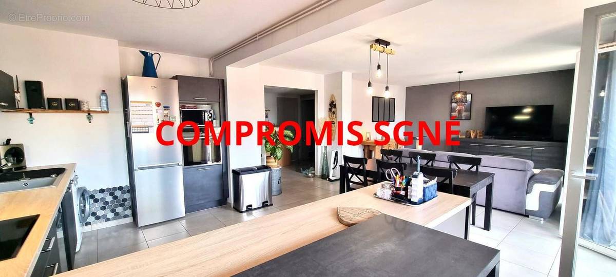 Appartement à MONTROND-LES-BAINS