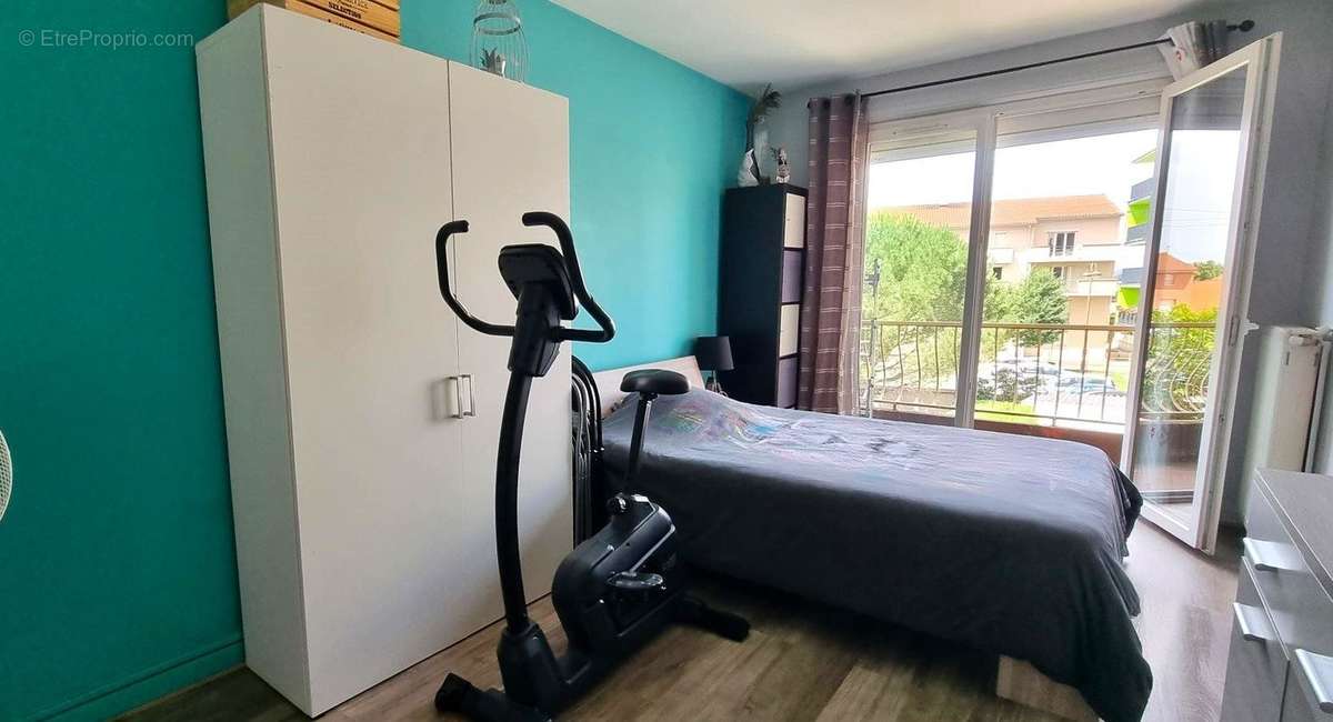 Appartement à MONTROND-LES-BAINS