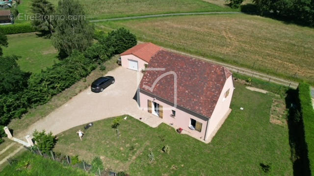 Maison à CENDRIEUX