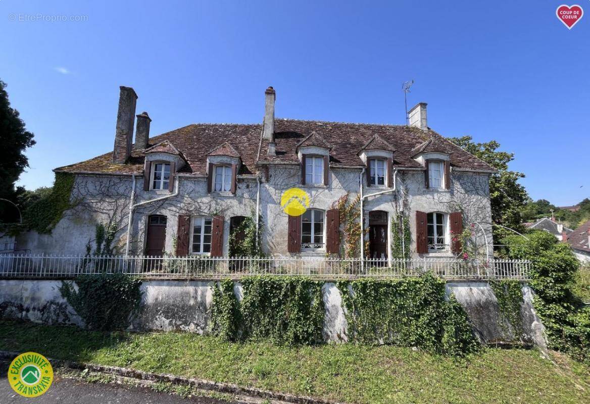 Maison à CHATEAUNEUF-SUR-CHER