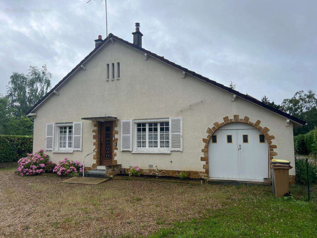 Maison à SAINT-DENIS-EN-VAL