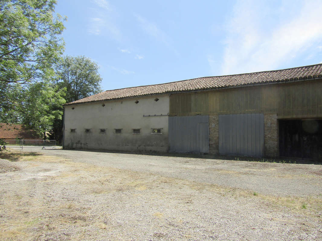 Maison à SAINT-JULIA