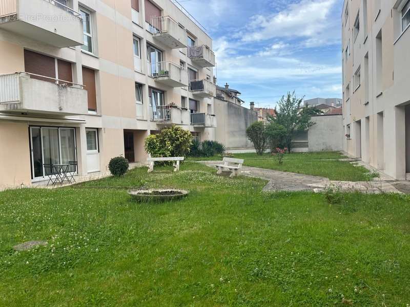 Appartement à VILLERS-LES-NANCY