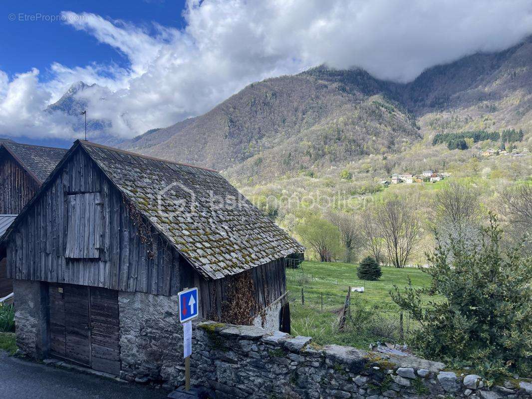 Maison à LA CHAPELLE