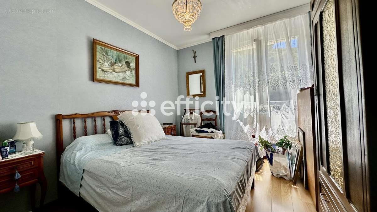 Appartement à MARSEILLE-9E