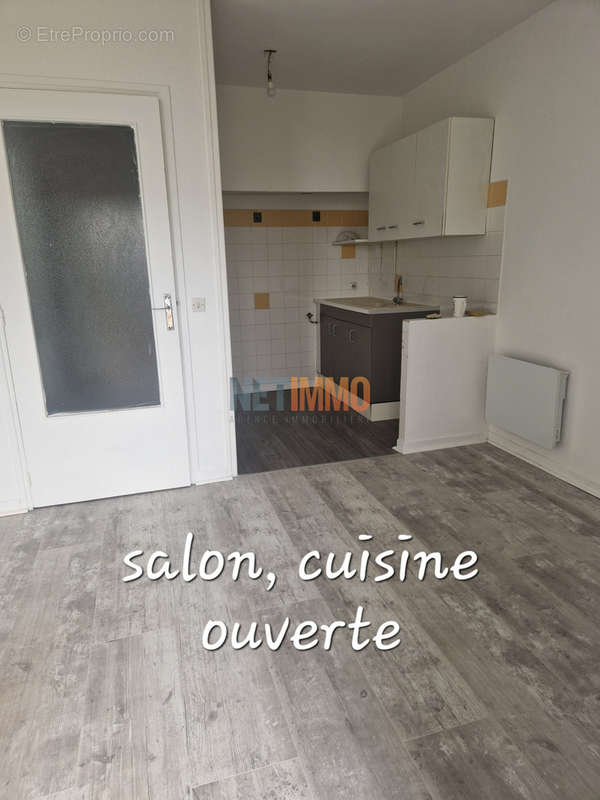 Appartement à GALLARGUES-LE-MONTUEUX