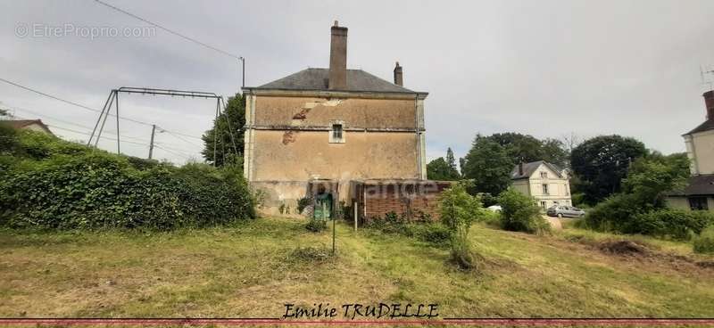 Maison à RUILLE-SUR-LOIR