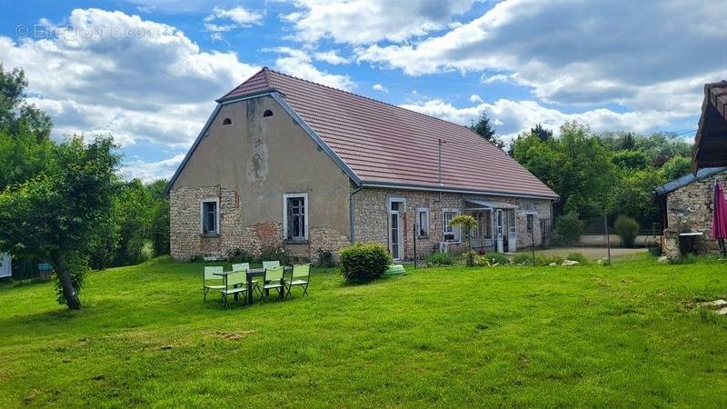 Maison à BROYE-AUBIGNEY-MONTSEUGNY