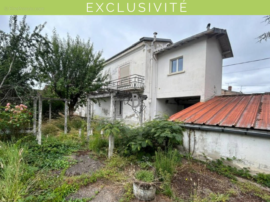 Appartement à CARMAUX