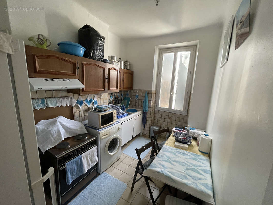 Appartement à MARSEILLE-3E