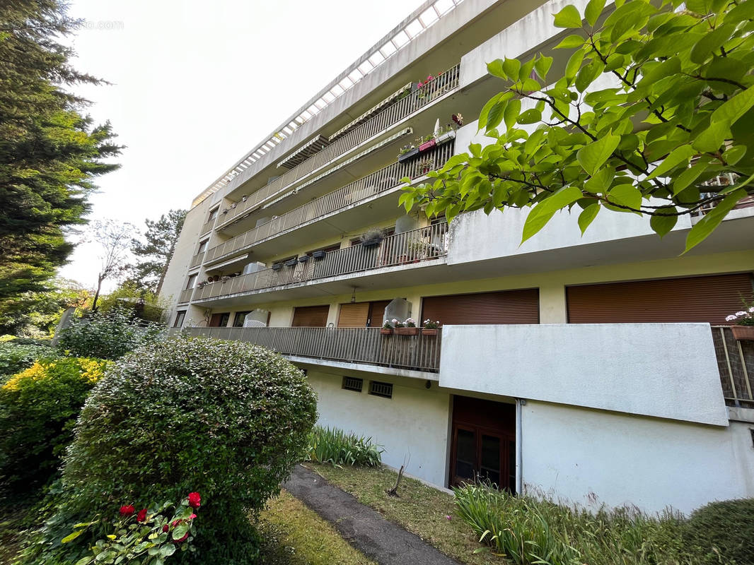 Appartement à SAINT-MAUR-DES-FOSSES