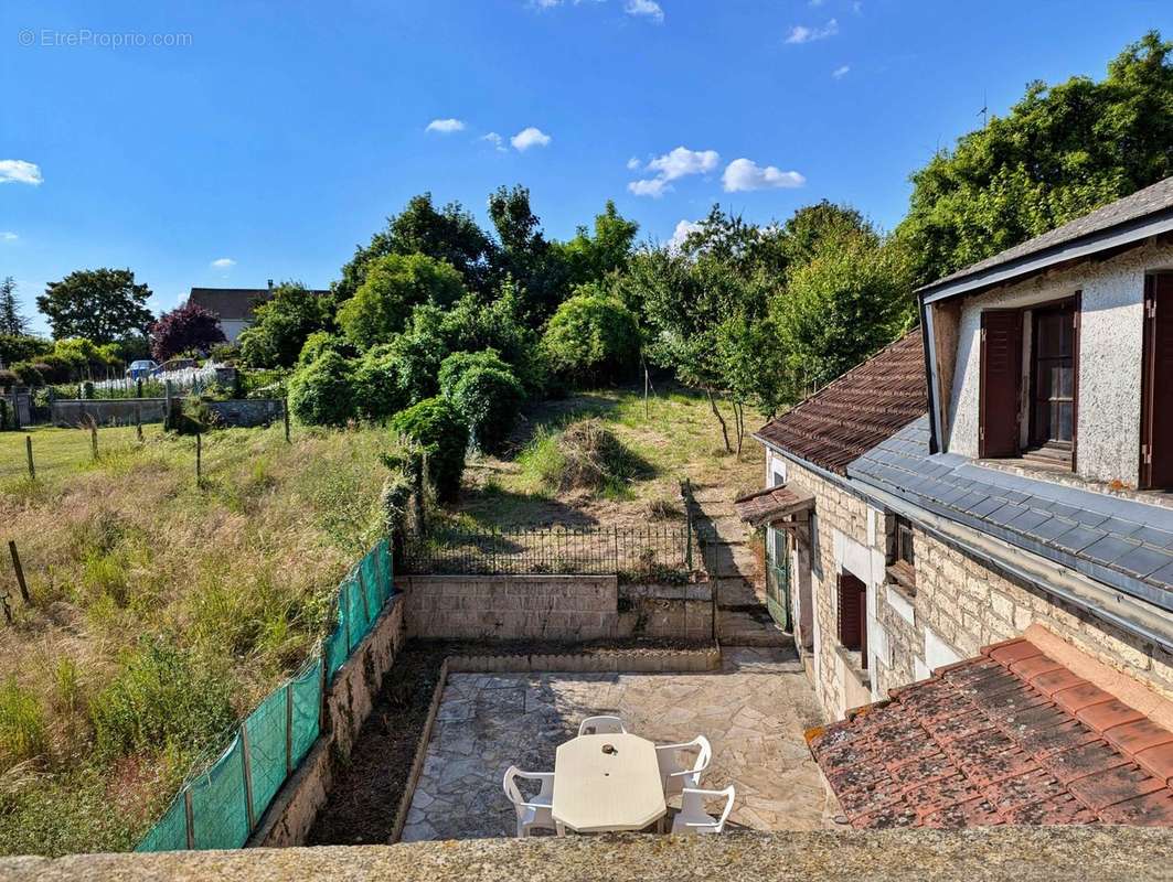 Maison à COURSON-LES-CARRIERES