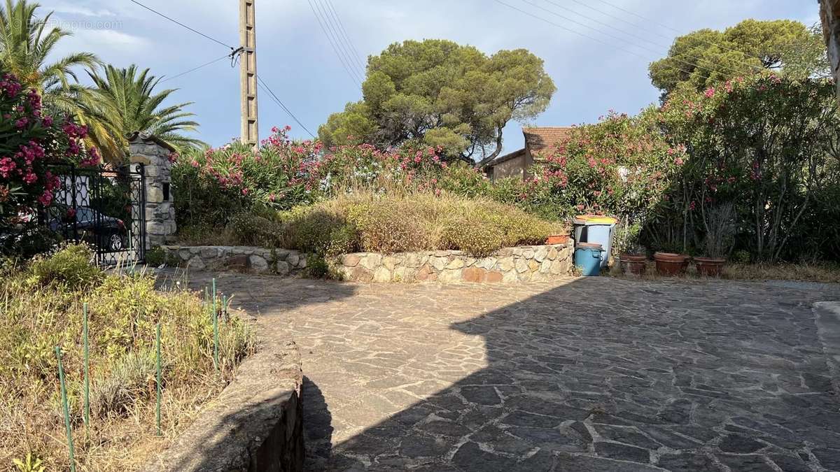 Maison à SAINT-RAPHAEL