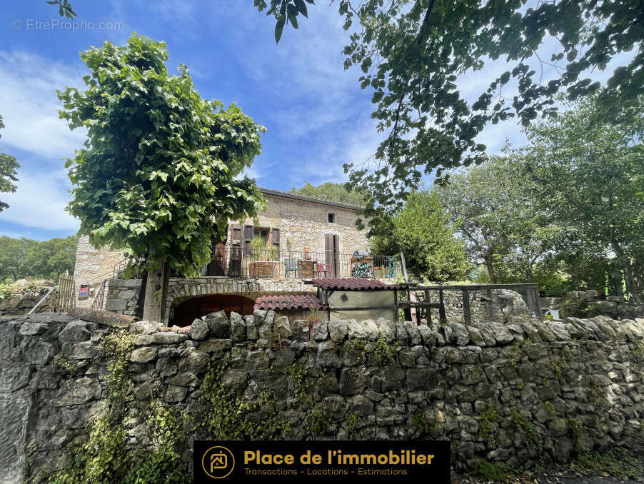 Maison à SAINT-ANDRE-DE-CRUZIERES