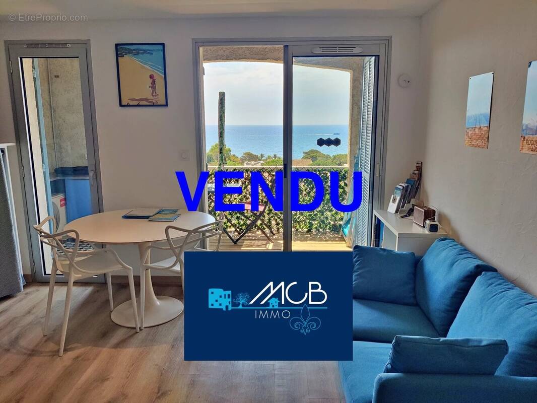 Appartement à ROQUEBRUNE-SUR-ARGENS