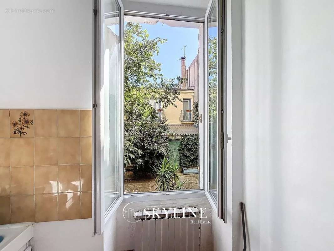 Appartement à MARSEILLE-3E