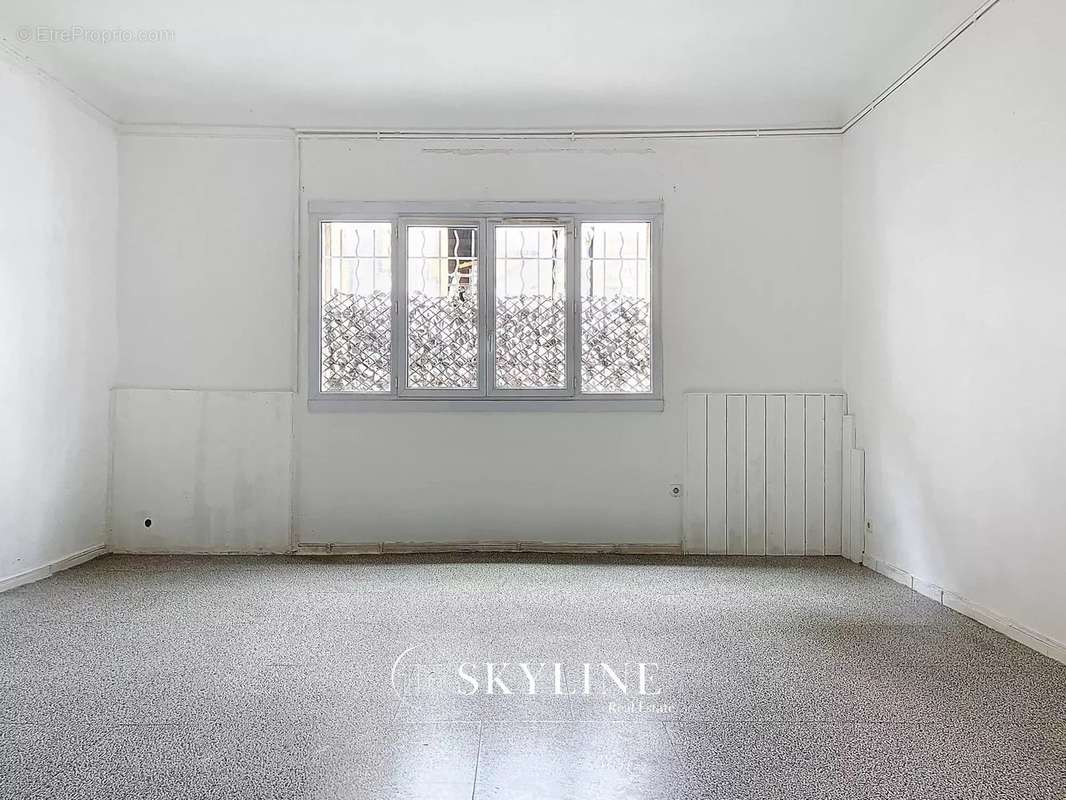 Appartement à MARSEILLE-3E