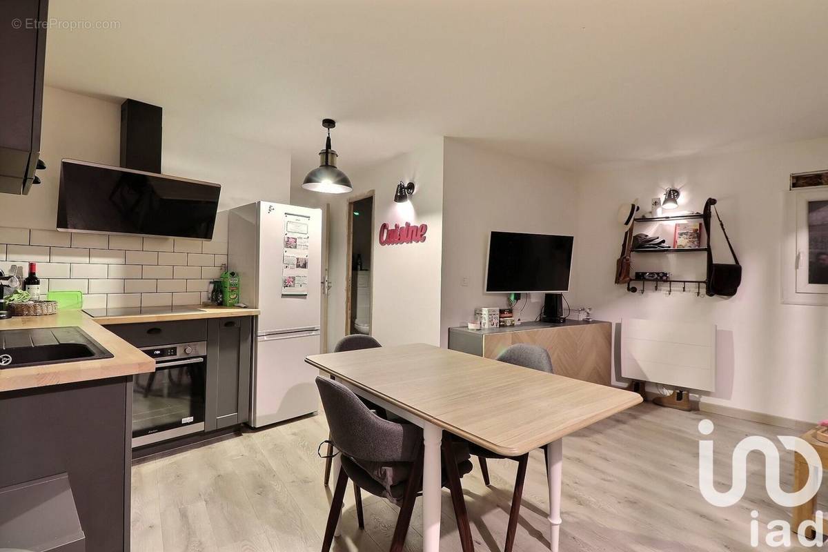 Photo 1 - Appartement à MARSEILLE-11E