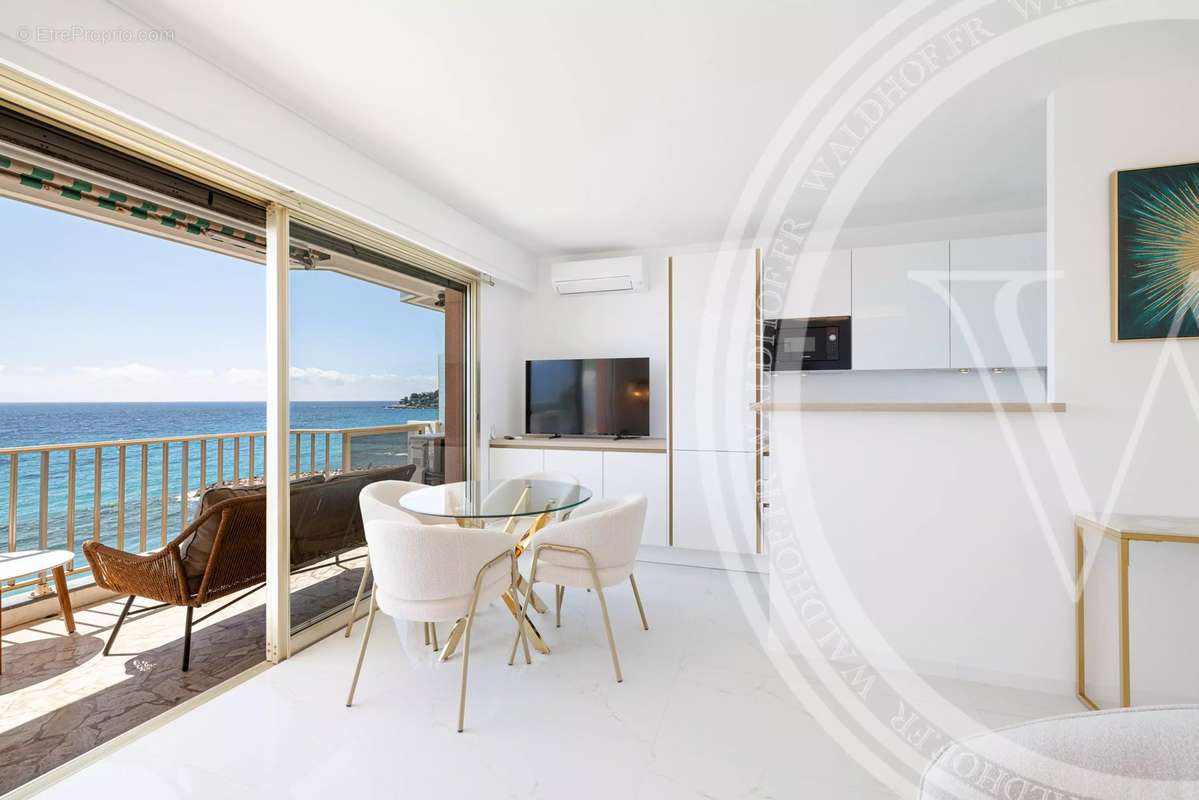 Appartement à ROQUEBRUNE-CAP-MARTIN