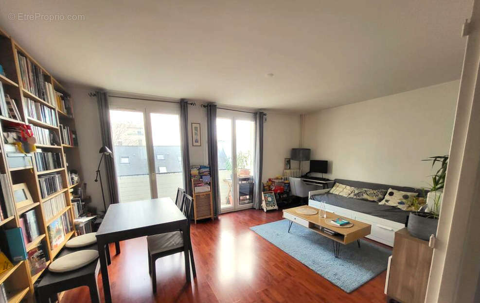 Appartement à SURESNES