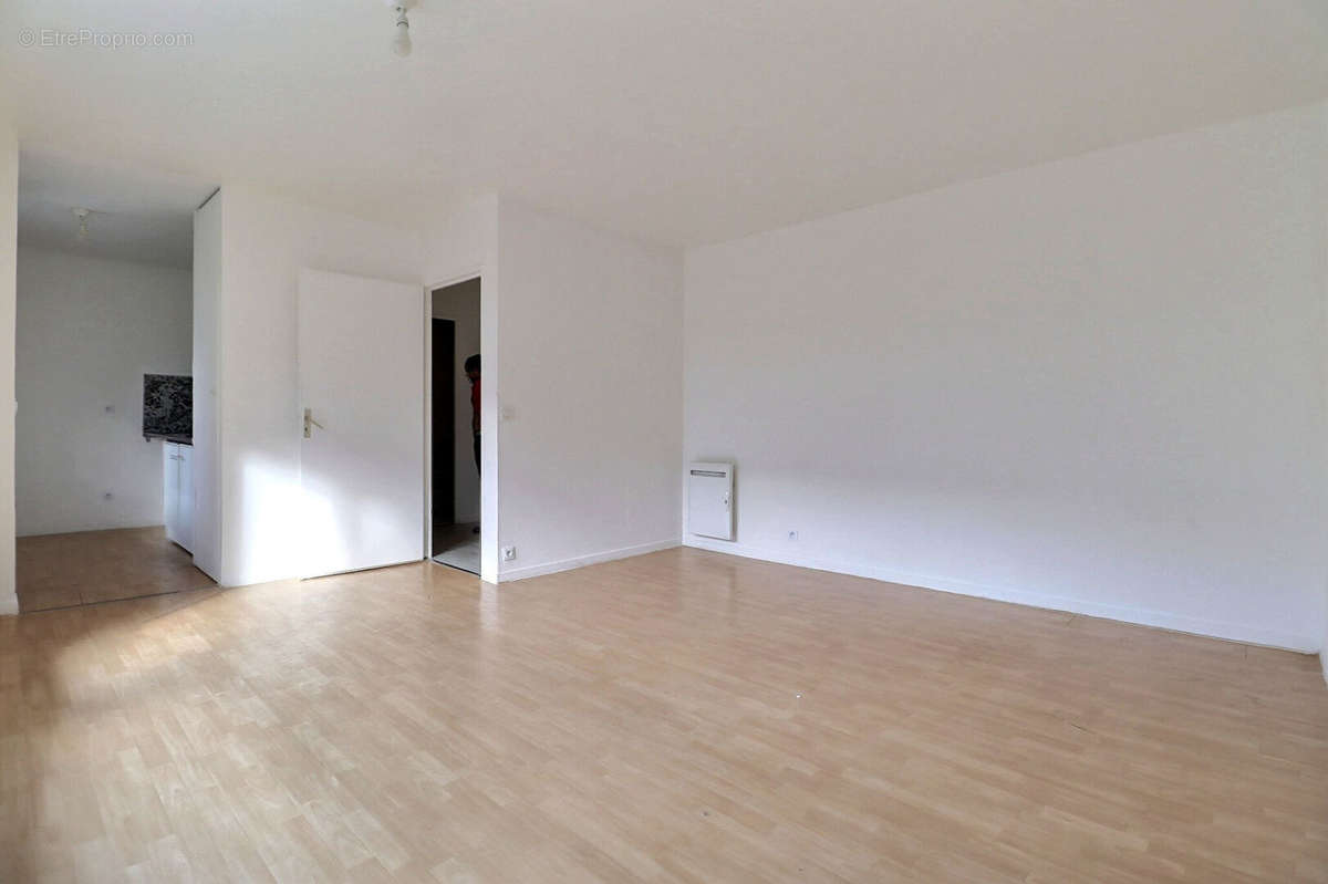 Appartement à LA COURNEUVE