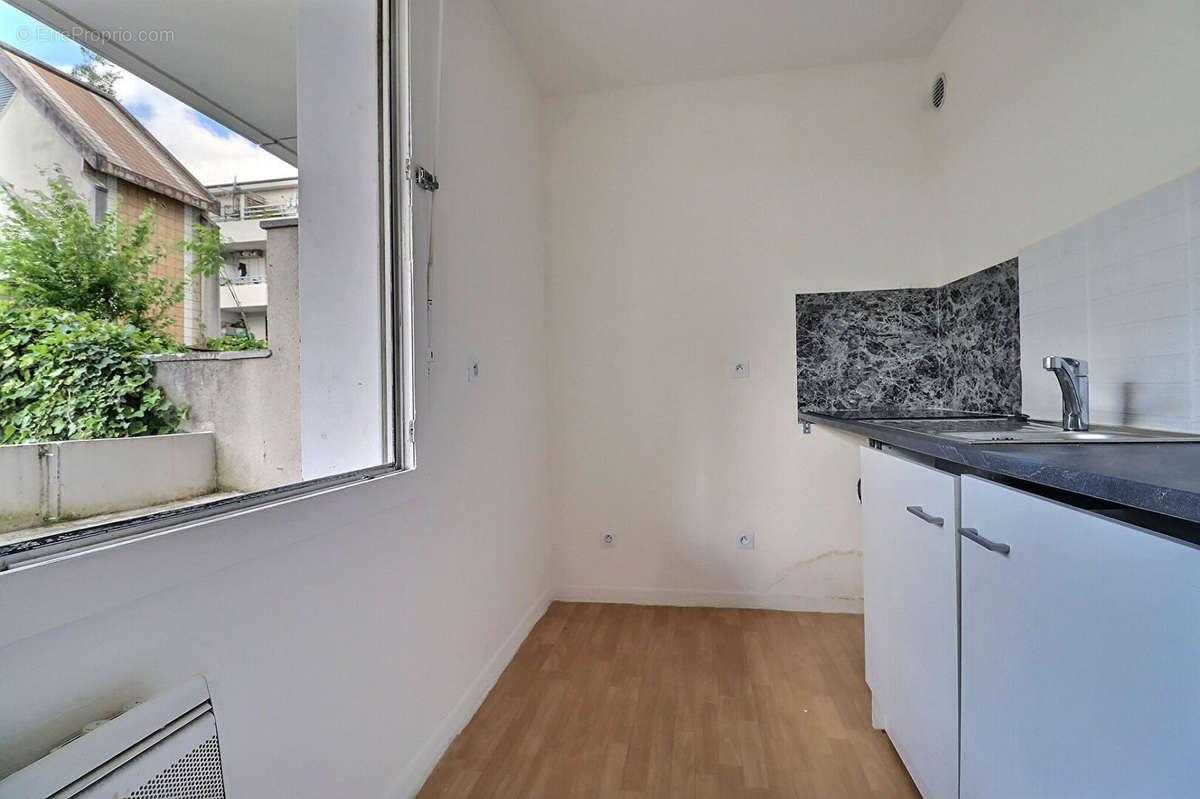 Appartement à LA COURNEUVE