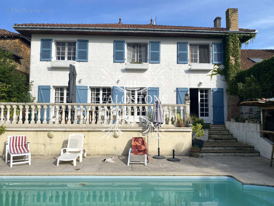 Maison à SAINT-LOUBOUER