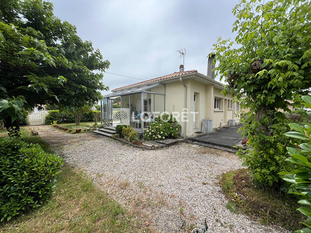 Maison à MARTIGNAS-SUR-JALLE