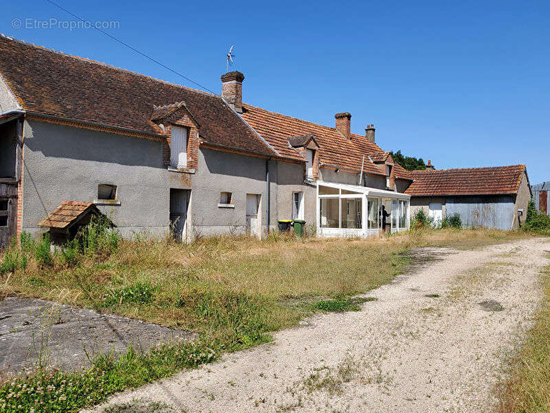 Maison à DHUIZON