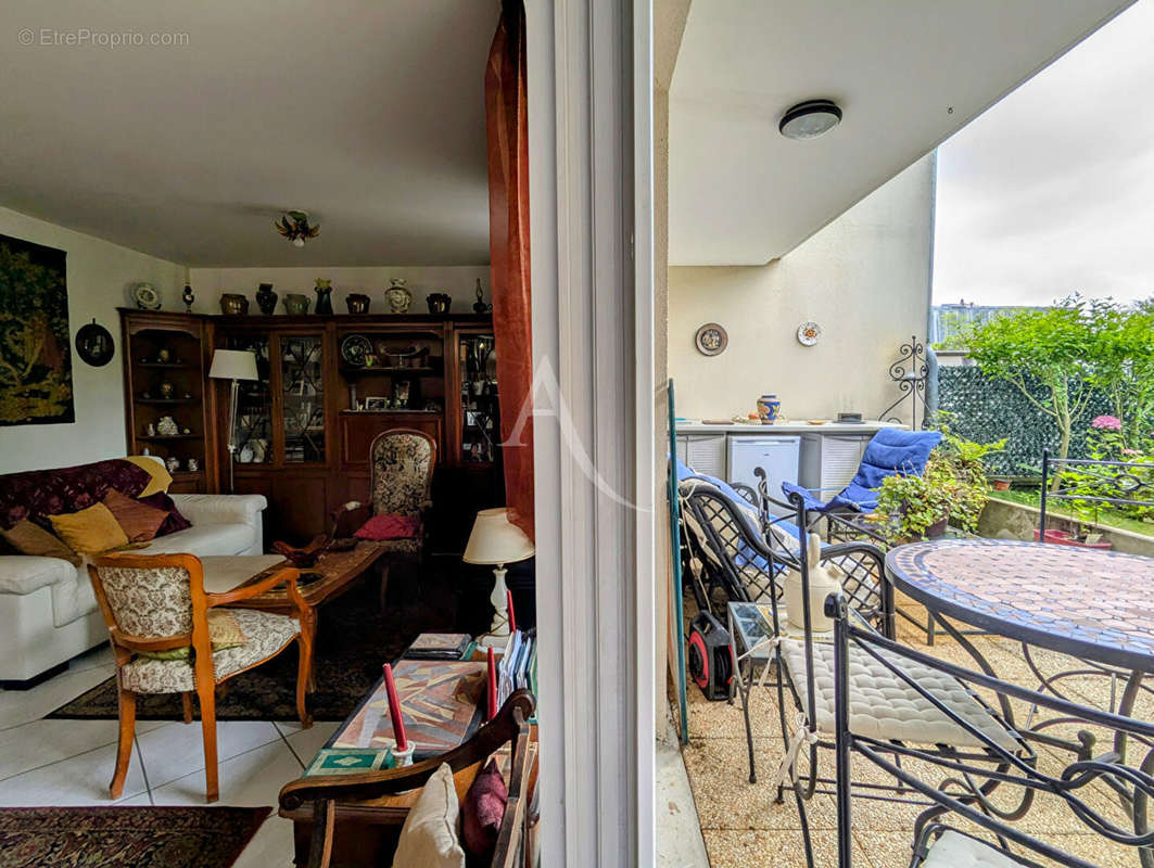 Appartement à VAIRES-SUR-MARNE