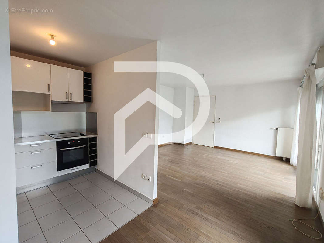 Appartement à COLOMBES