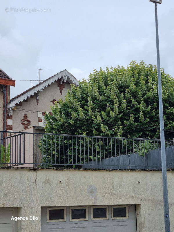 Maison à AUXERRE