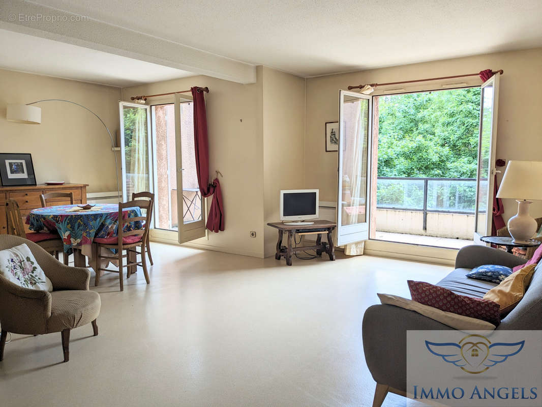 Appartement à RAMONVILLE-SAINT-AGNE