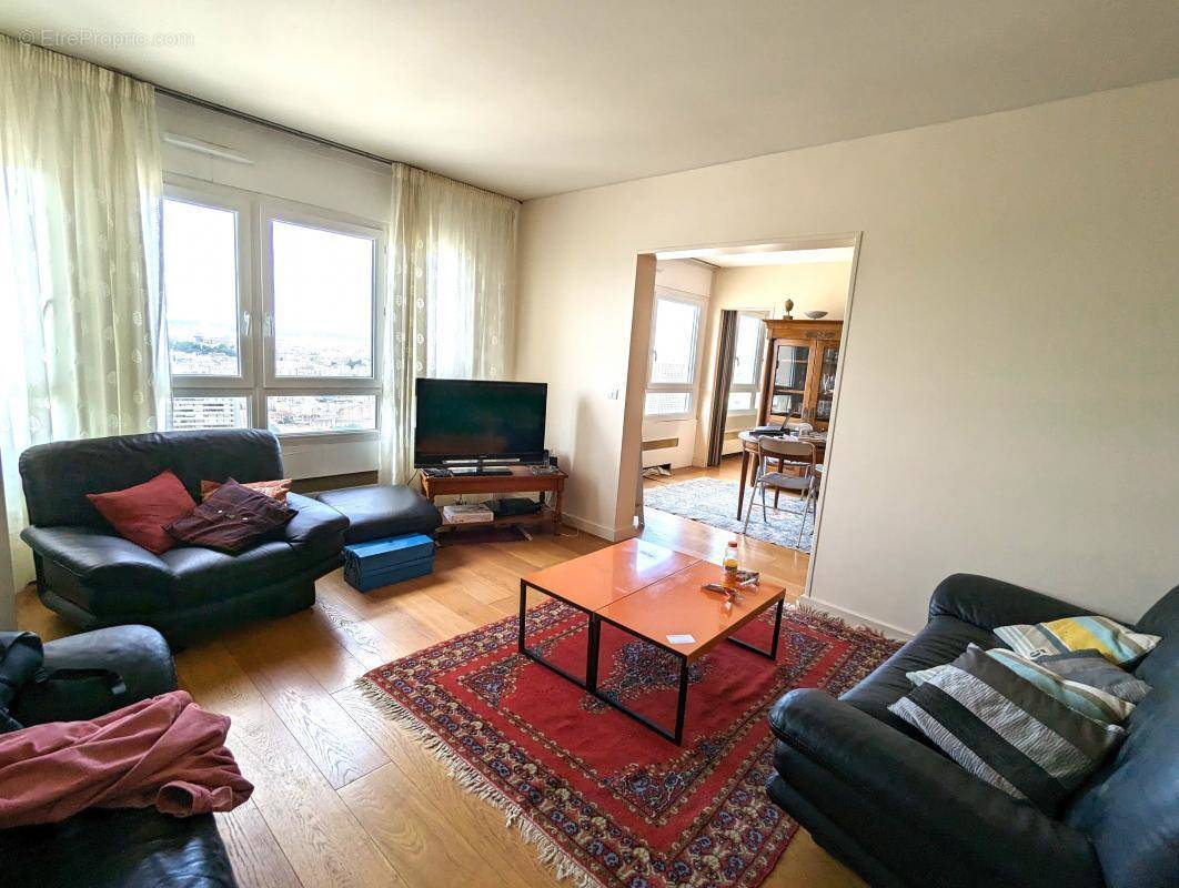 Appartement à PARIS-13E