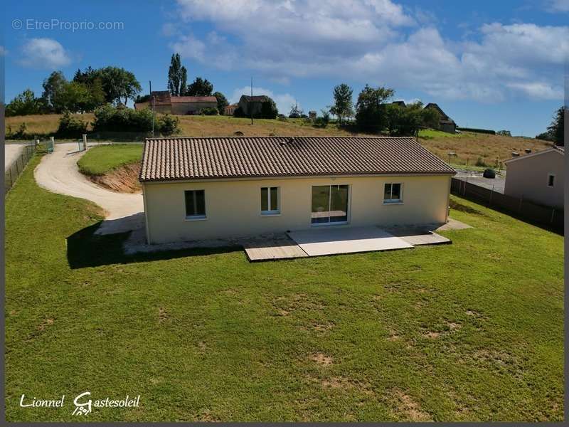 Maison à MAURENS