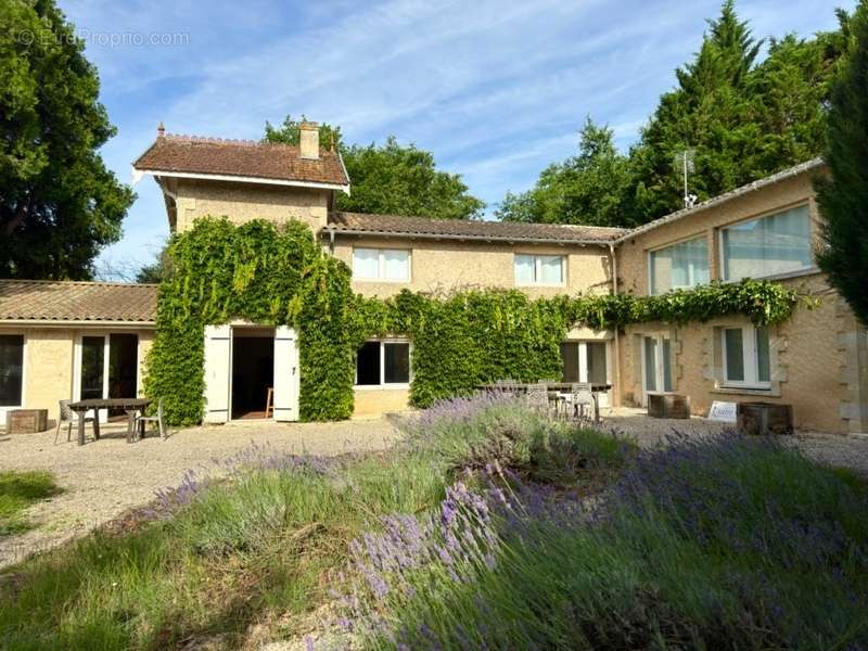 Maison à SAUVETERRE-DE-GUYENNE