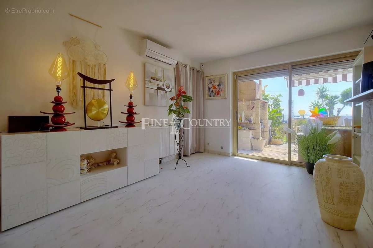 Appartement à CAGNES-SUR-MER