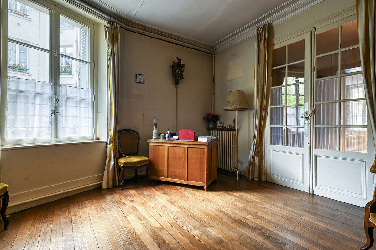 Appartement à VERSAILLES