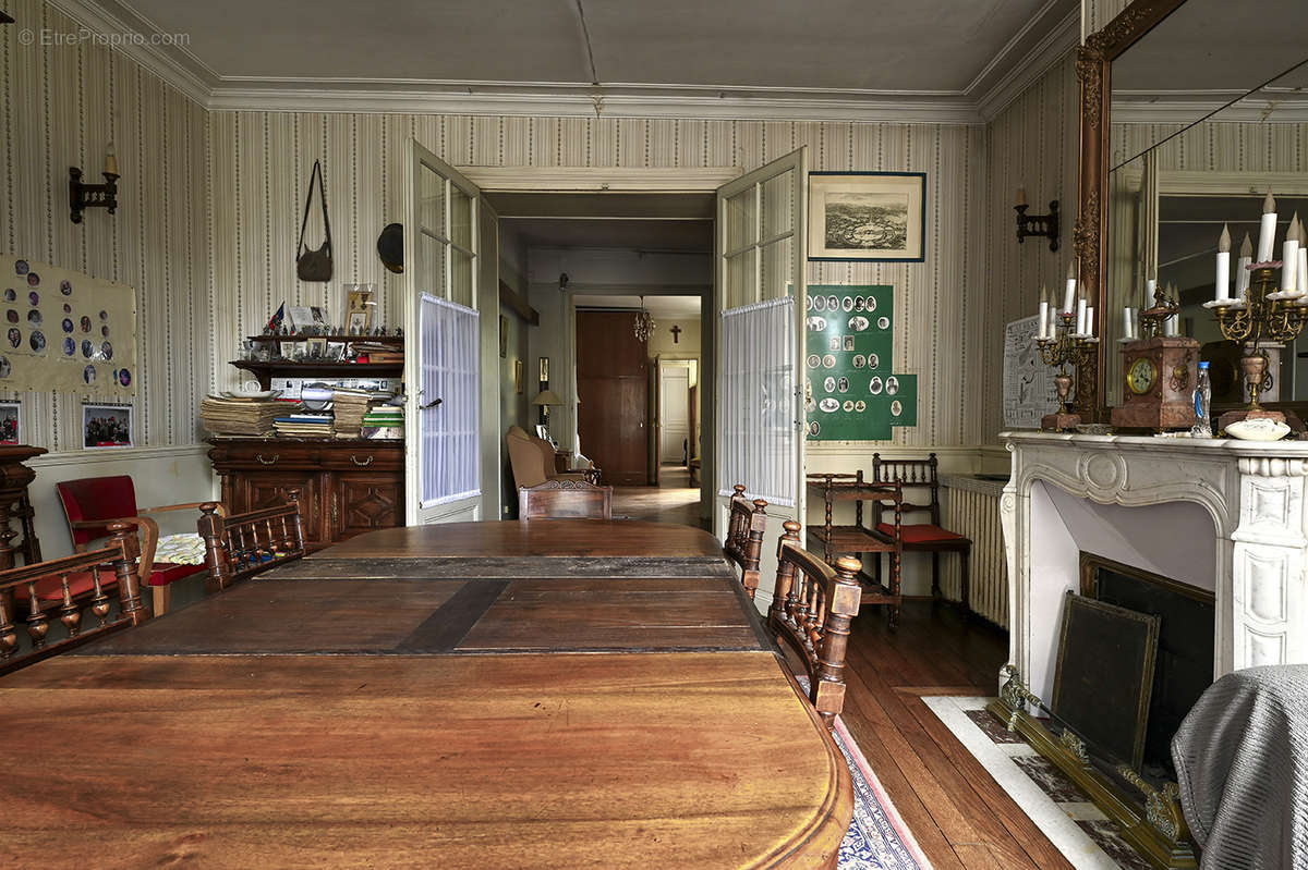 Appartement à VERSAILLES