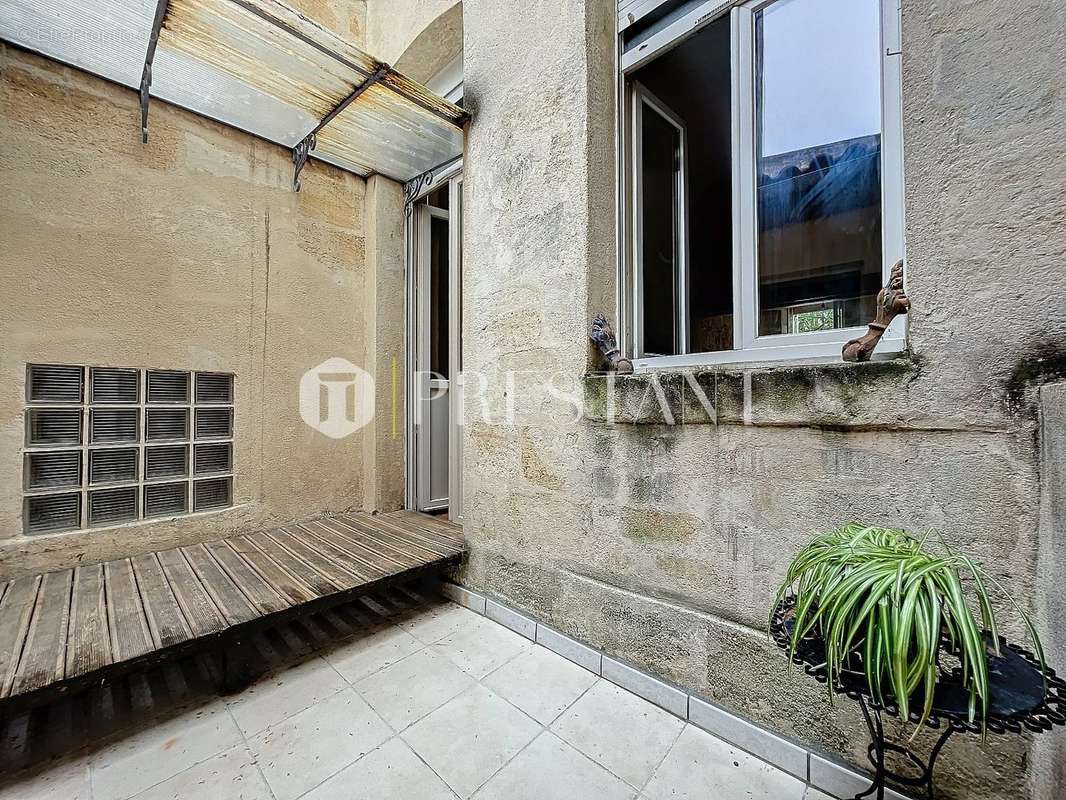 Appartement à BORDEAUX