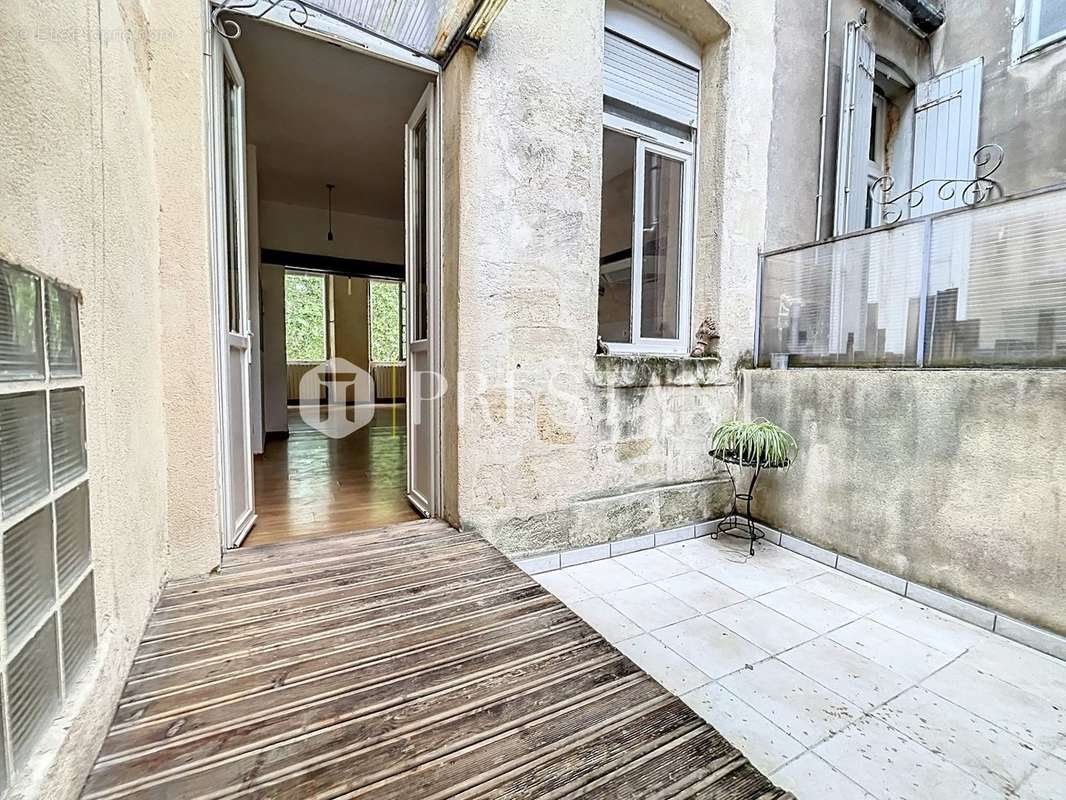 Appartement à BORDEAUX