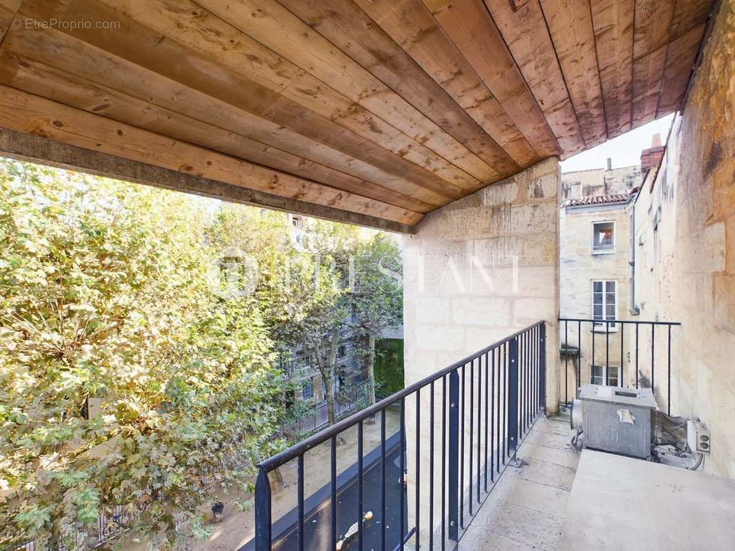 Appartement à BORDEAUX