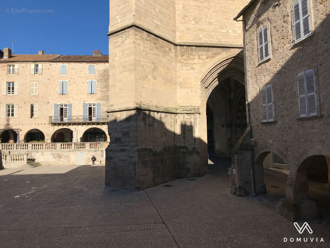 Appartement à VILLEFRANCHE-DE-ROUERGUE