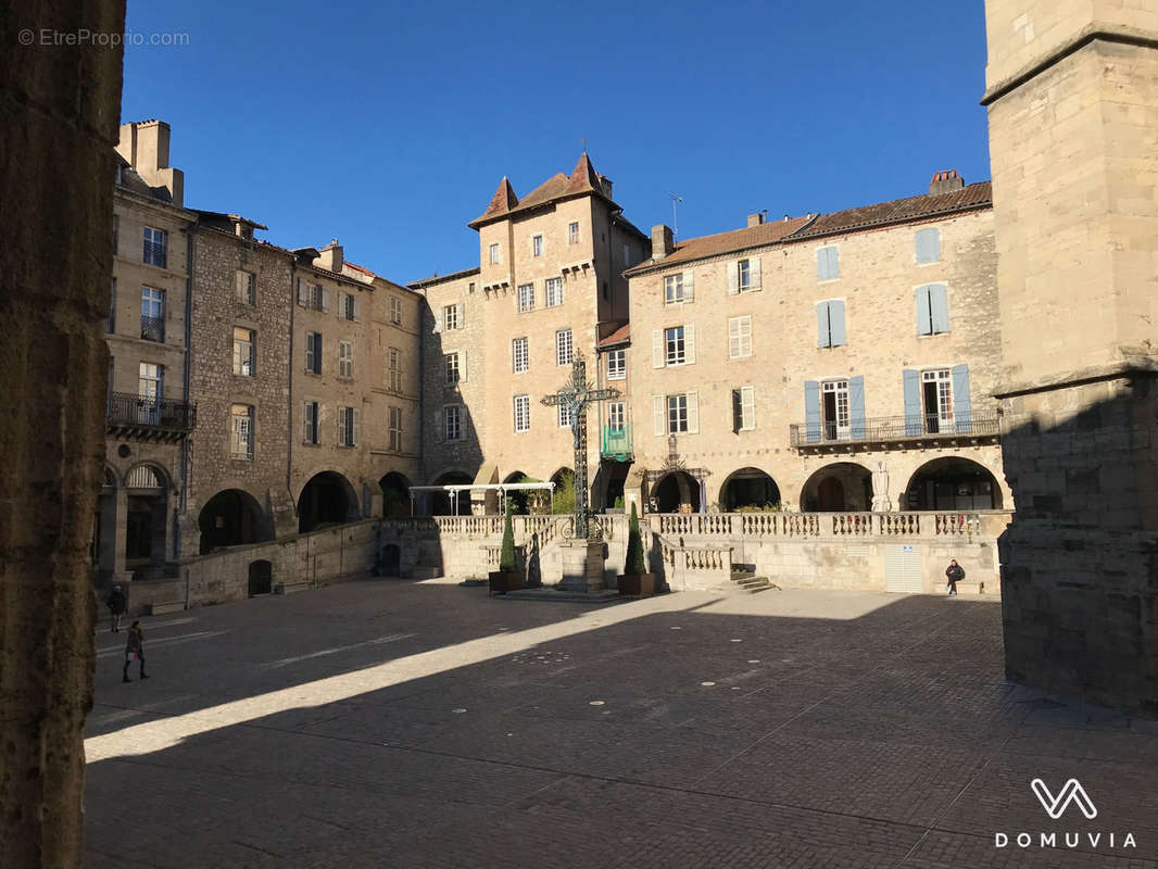 Appartement à VILLEFRANCHE-DE-ROUERGUE