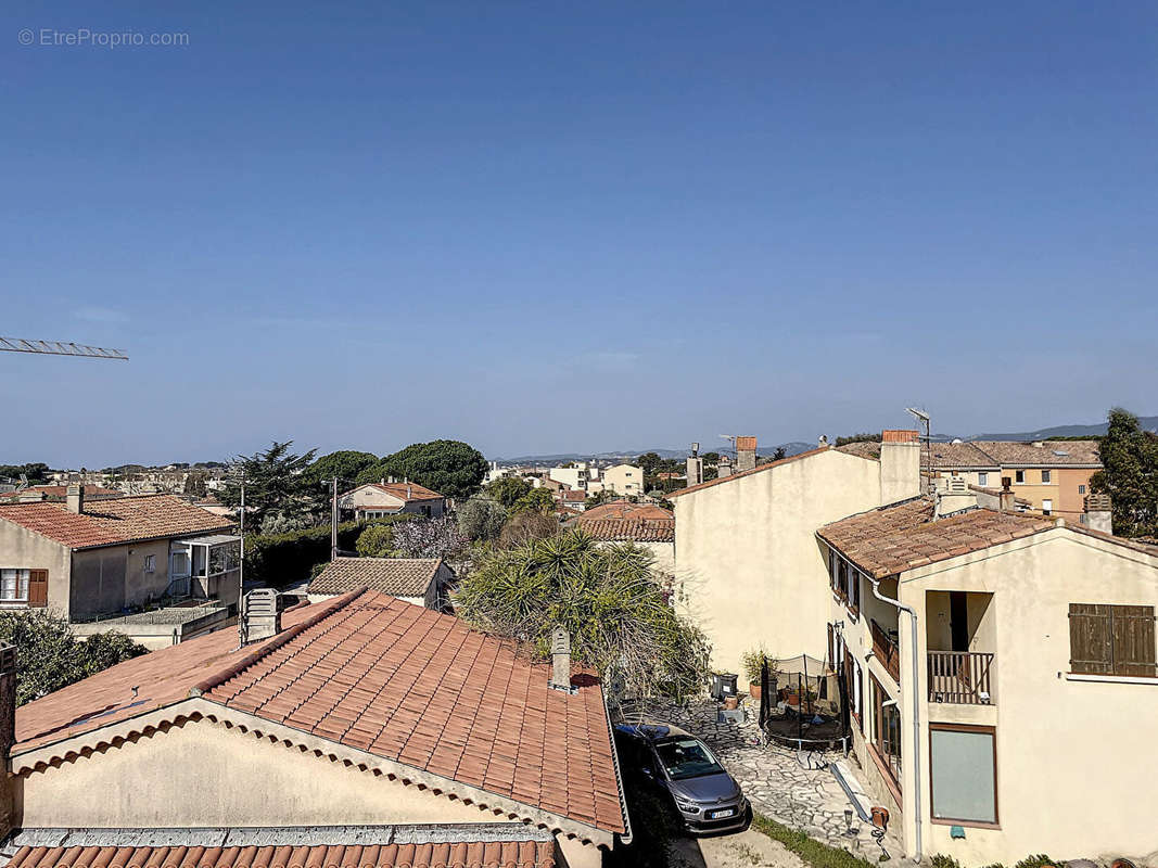 Appartement à SIX-FOURS-LES-PLAGES