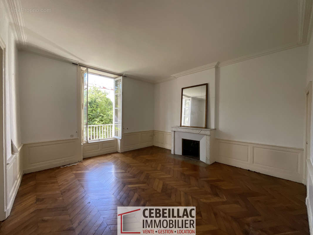 Appartement à CLERMONT-FERRAND