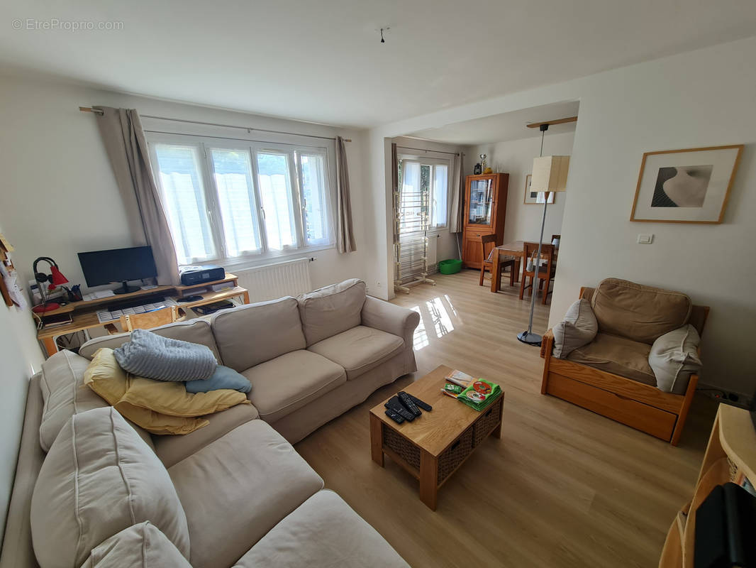 Appartement à ROMAGNAT